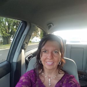 Meet your Posher, Laurie